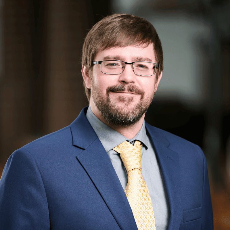 Evin Ozer | Ravus | Principal Consultant & Director of Engineering